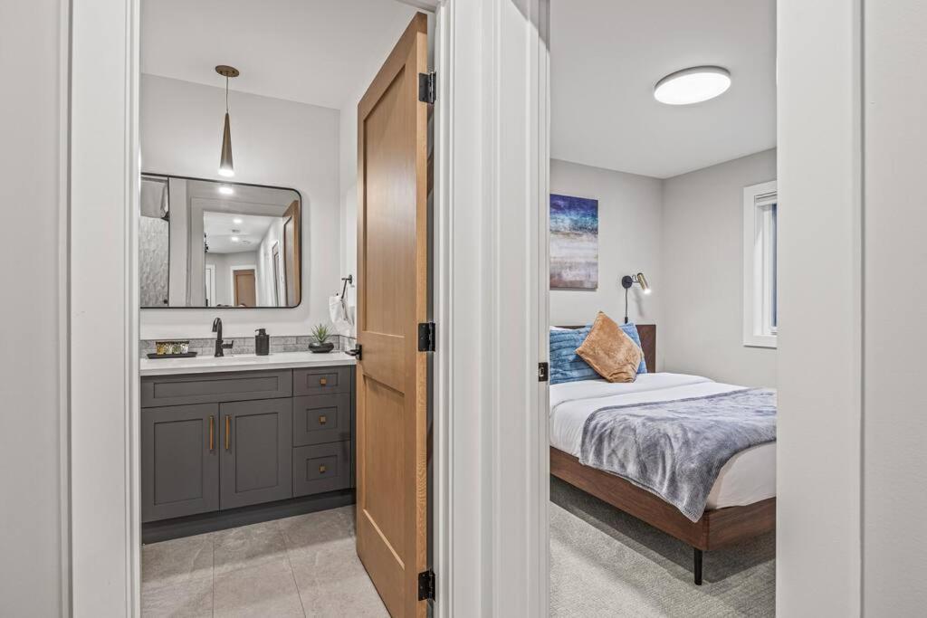 Miner's Peak - 4 Br/4 Bth Private Hot Tub/townhouse * Canmore